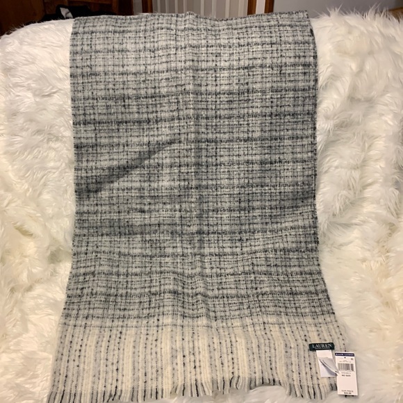 Women’s Lauren scarf or wrap - Picture 1 of 3
